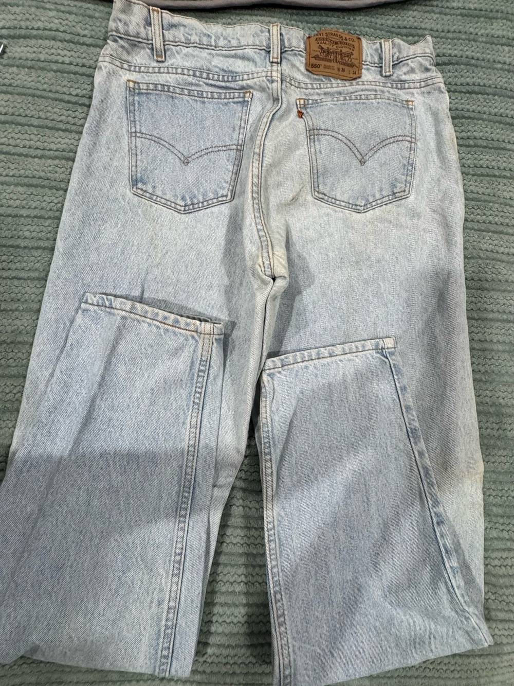 Levi's Men's Light Blue Denim Relaxed Jeans